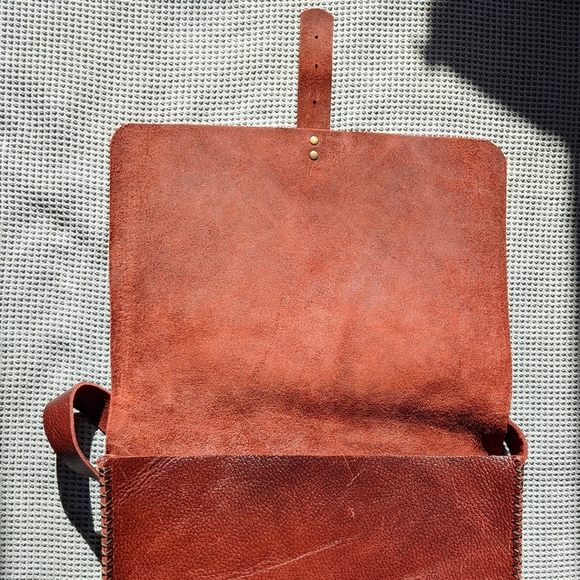 Beartooth Leather CopperMine Leather Crossbody Bag - Picture 6 of 8